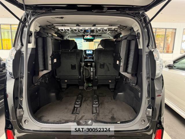 Toyota VELLFIRE 2016-10 8415589-25