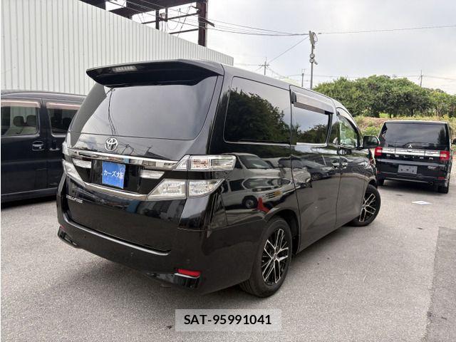 Toyota VELLFIRE 2012-03 8415620-3