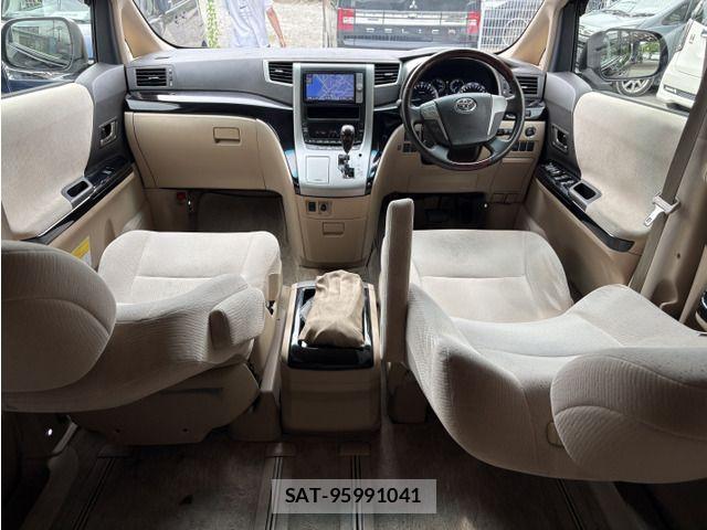 Toyota VELLFIRE 2012-03 8415620-4