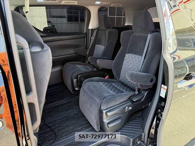 Toyota VELLFIRE 2015-09 8415600-18