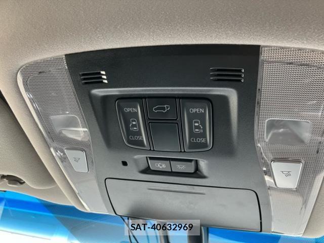Toyota VELLFIRE 2016-05 8415601-12