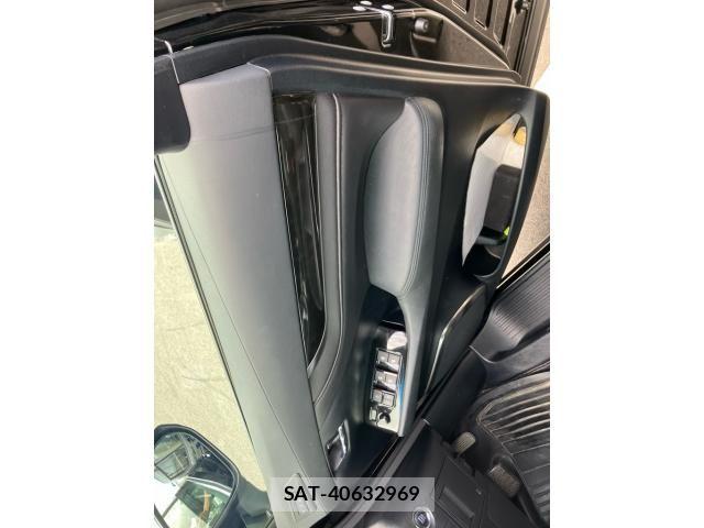 Toyota VELLFIRE 2016-05 8415601-8