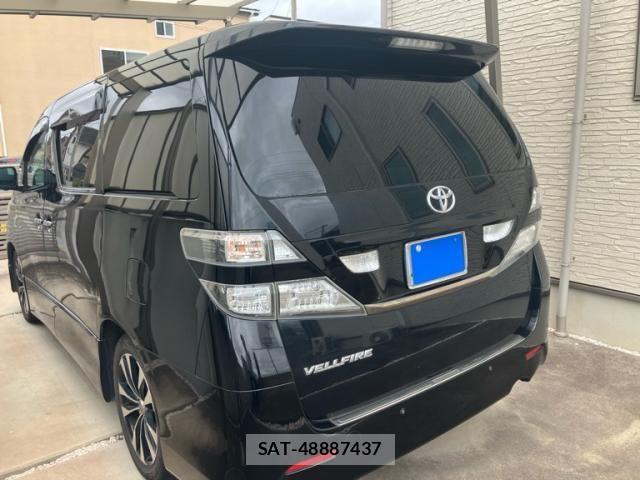 Toyota VELLFIRE 2009-12 8415635-1