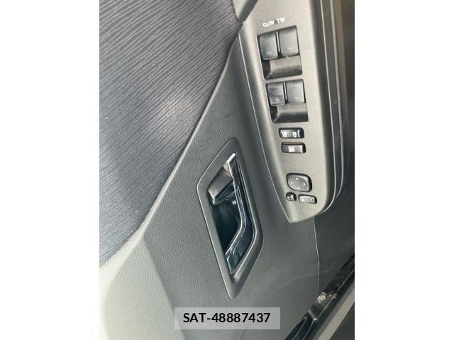 Toyota VELLFIRE 2009-12 8415635-6