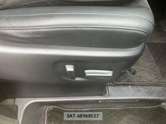 Toyota VELLFIRE 2015-05 8415587-26