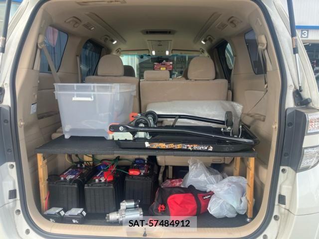 Toyota VELLFIRE 2012-04 8415614-11