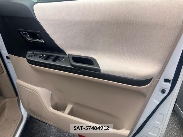 Toyota VELLFIRE 2012-04 8415614-19