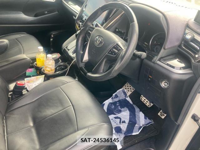 Toyota VELLFIRE 2017-11 8415591-8