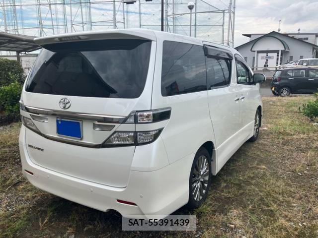 Toyota VELLFIRE 2012-11 8415638-3
