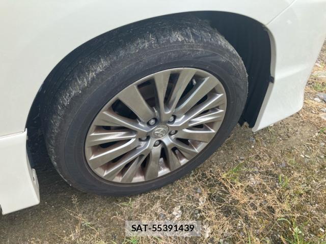 Toyota VELLFIRE 2012-11 8415638-6