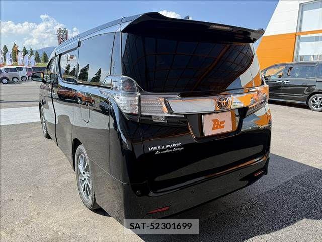 Toyota VELLFIRE 2017-09 8415602-14