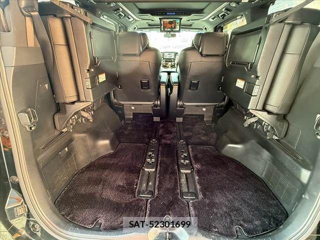 Toyota VELLFIRE 2017-09 8415602-19