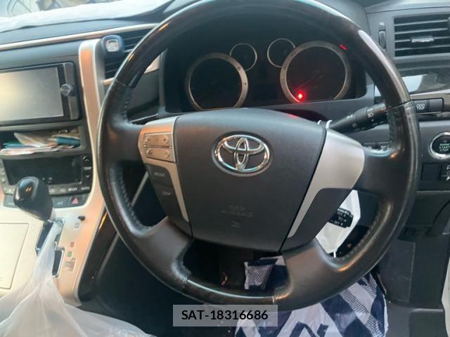 Toyota VELLFIRE 2014-03 8415612-13