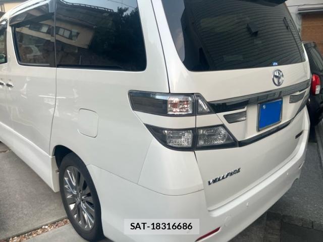 Toyota VELLFIRE 2014-03 8415612-3