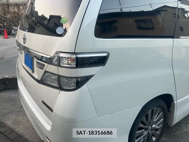 Toyota VELLFIRE 2014-03 8415612-5