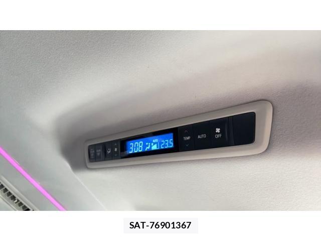 Toyota VELLFIRE 2016-06 8438764-13