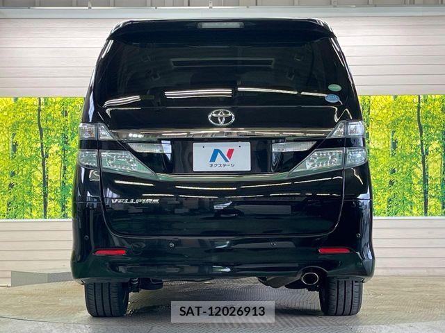 Toyota VELLFIRE 2013-06 8438766-15