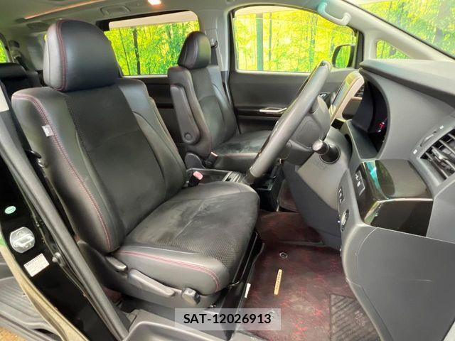 Toyota VELLFIRE 2013-06 8438766-8