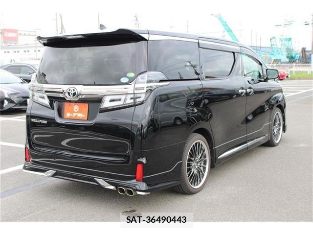 Toyota VELLFIRE 2018-02 8439013-11