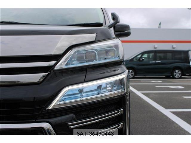 Toyota VELLFIRE 2018-02 8439013-27
