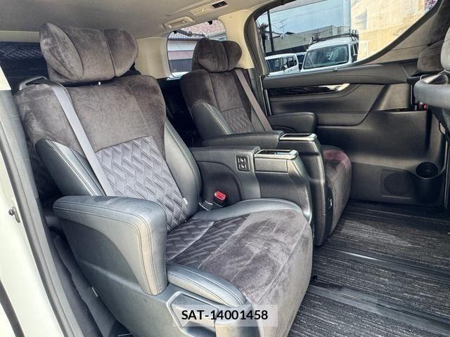 Toyota VELLFIRE 2016-11 8458680-9