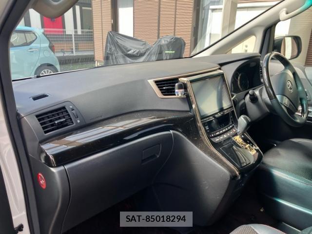 Toyota VELLFIRE 2014-10 8458684-13