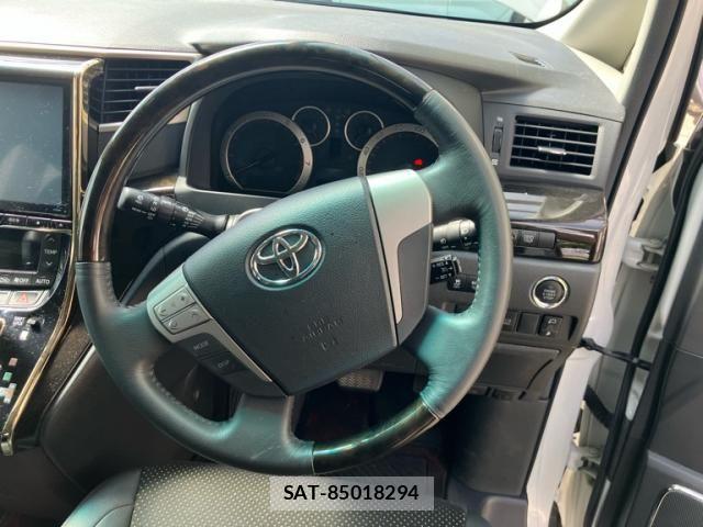 Toyota VELLFIRE 2014-10 8458684-16