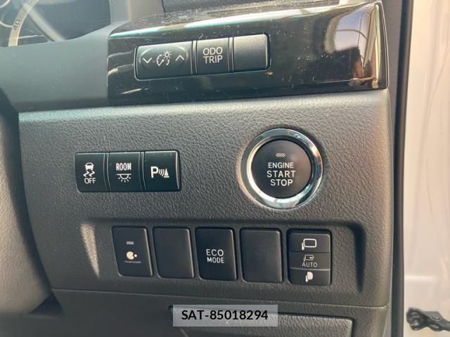 Toyota VELLFIRE 2014-10 8458684-17