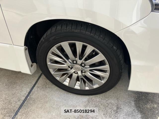 Toyota VELLFIRE 2014-10 8458684-5