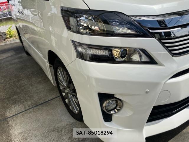 Toyota VELLFIRE 2014-10 8458684-7
