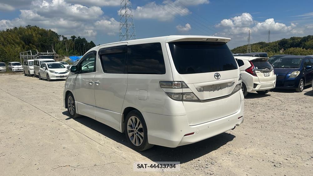 Toyota VELLFIRE 2011-07 7787561-2