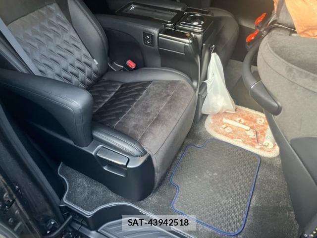 Toyota VELLFIRE 2016-05 8458678-14