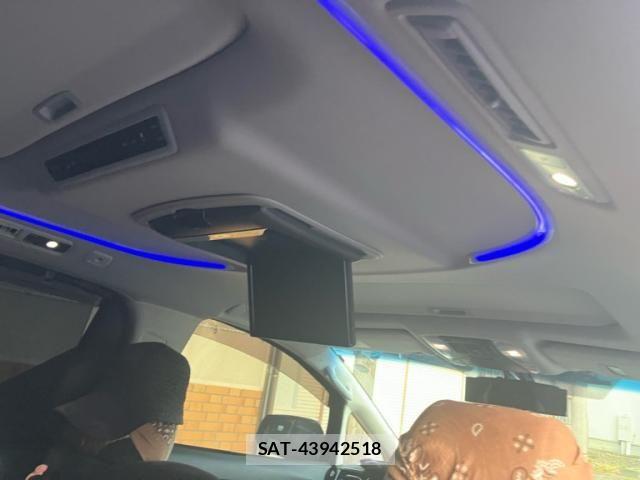 Toyota VELLFIRE 2016-05 8458678-17