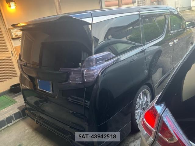 Toyota VELLFIRE 2016-05 8458678-2