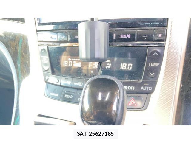 Toyota VELLFIRE 2014-03 8458691-15