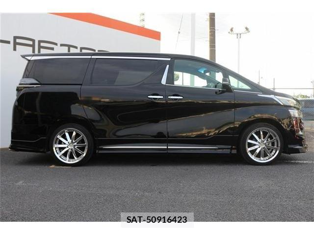 Toyota VELLFIRE 2020-07 8458675-8