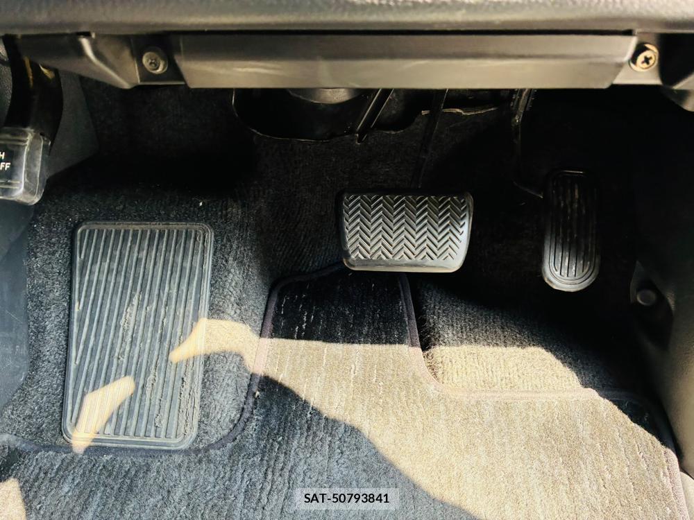 Toyota VELLFIRE 2010-03 8428992-23