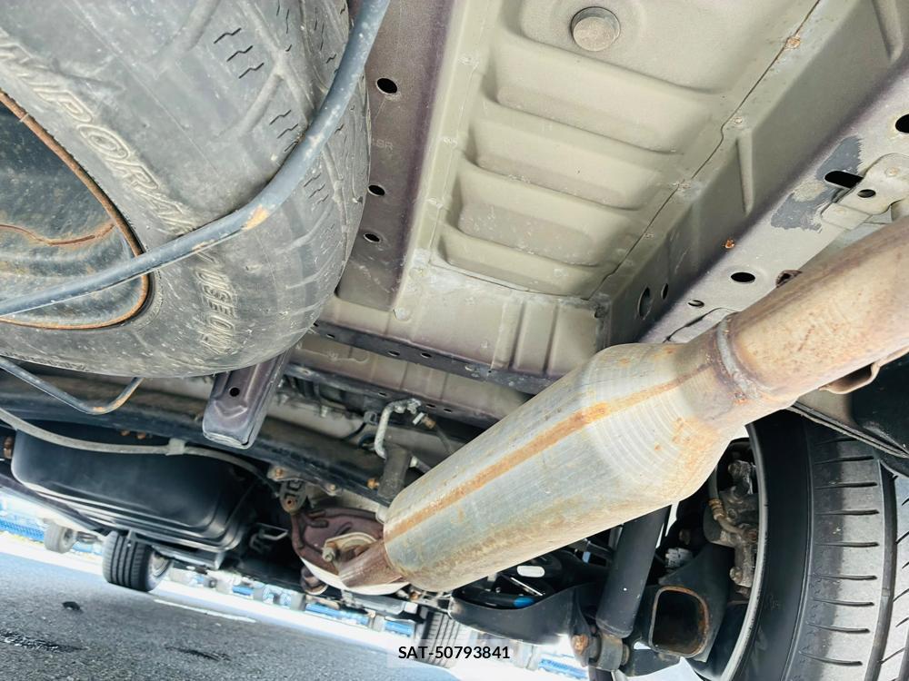 Toyota VELLFIRE 2010-03 8428992-37