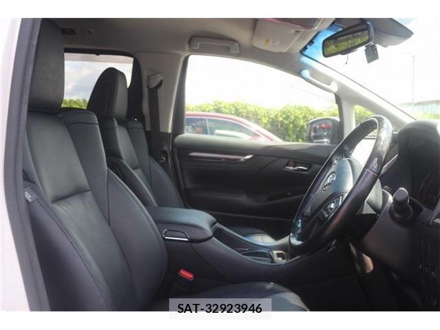 Toyota VELLFIRE 2019-09 8486211-18