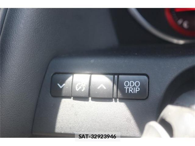 Toyota VELLFIRE 2019-09 8486211-28