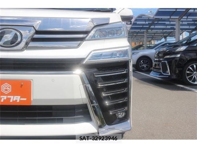 Toyota VELLFIRE 2019-09 8486211-7