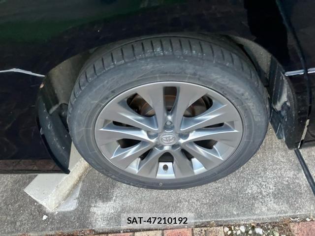 Toyota VELLFIRE 2010-10 8486216-3