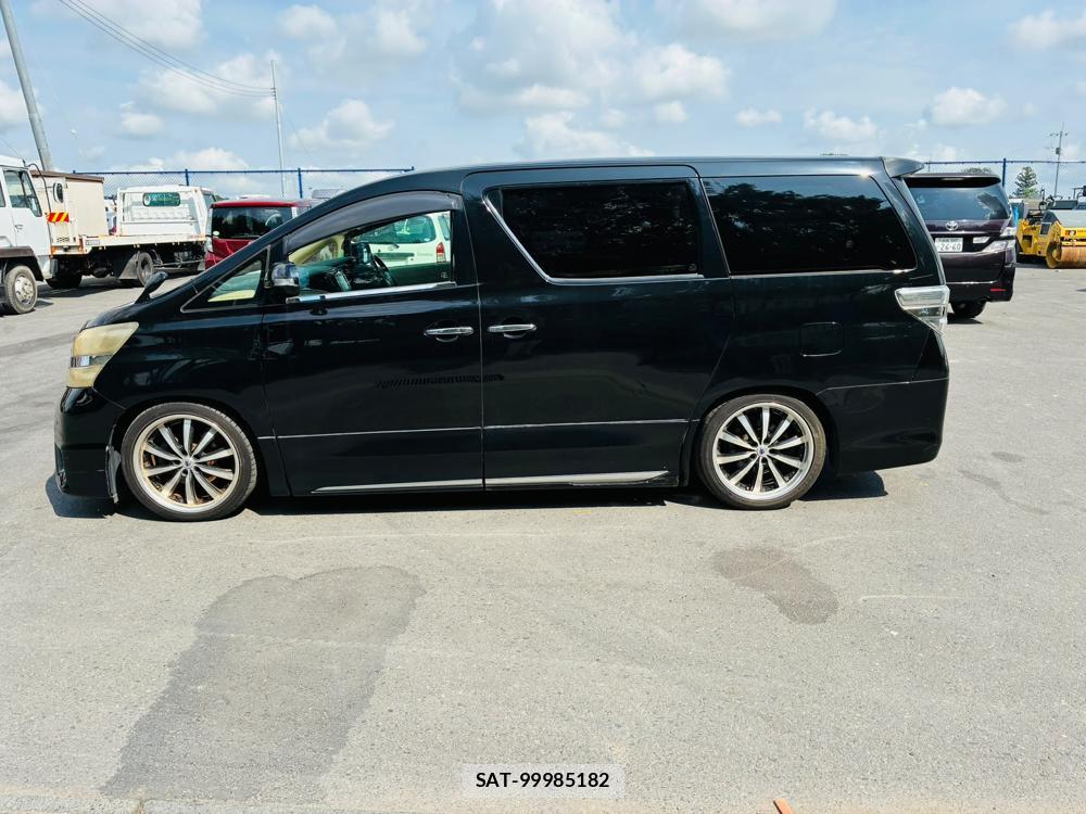 Toyota VELLFIRE 2010-07 8427870-1