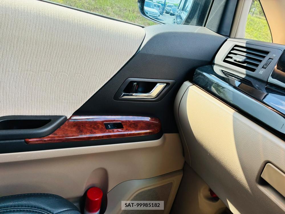 Toyota VELLFIRE 2010-07 8427870-23