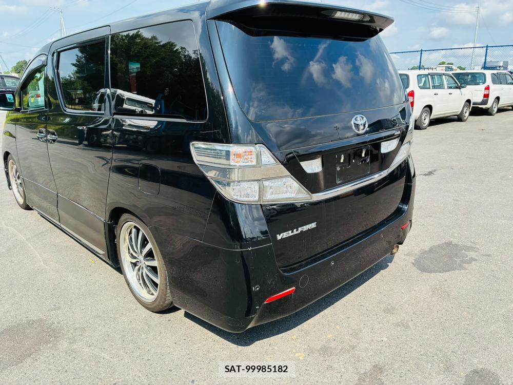 Toyota VELLFIRE 2010-07 8427870-2