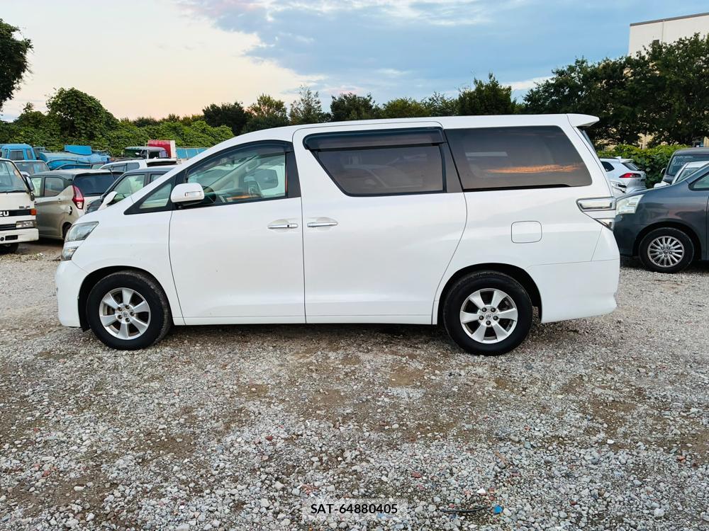 Toyota VELLFIRE 2010 8252230-1