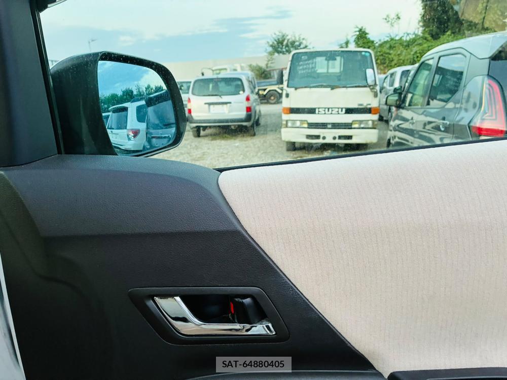 Toyota VELLFIRE 2010 8252230-23