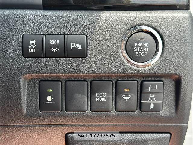 Toyota VELLFIRE 2014-06 8527934-11