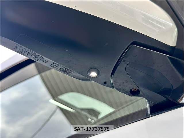 Toyota VELLFIRE 2014-06 8527934-12