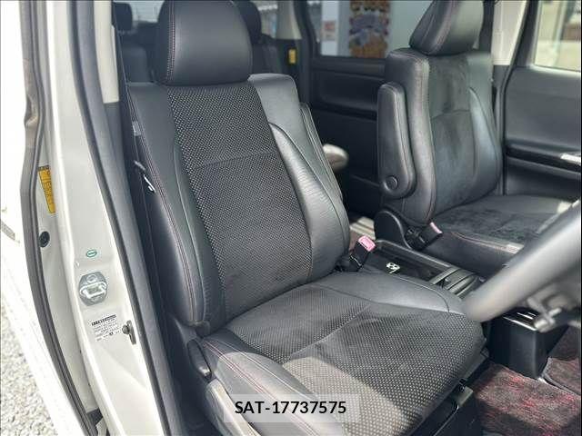 Toyota VELLFIRE 2014-06 8527934-15